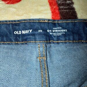 Old Navy OG Straight High-Rise Shorts